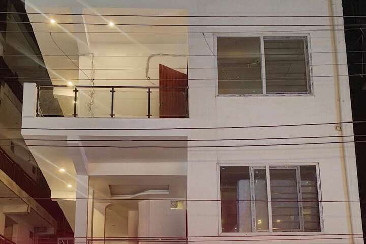 Hotel 8 of 10