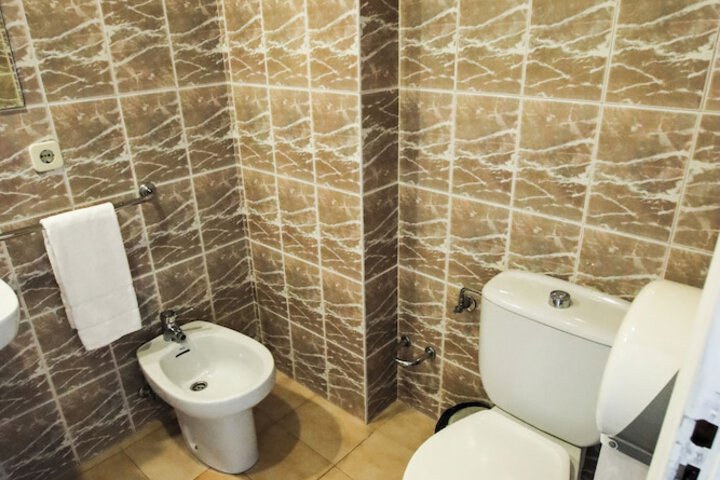 Room 14 of 24