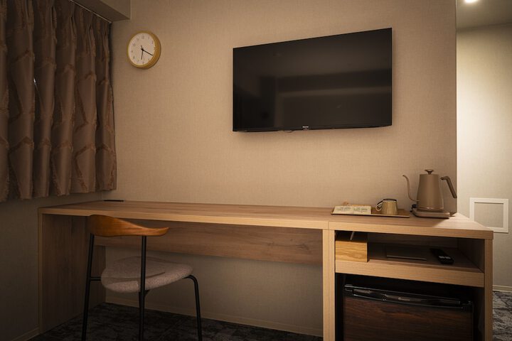 Room 17 of 52