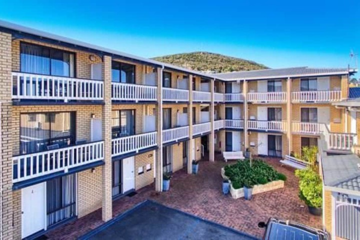Hotel 44 of 79