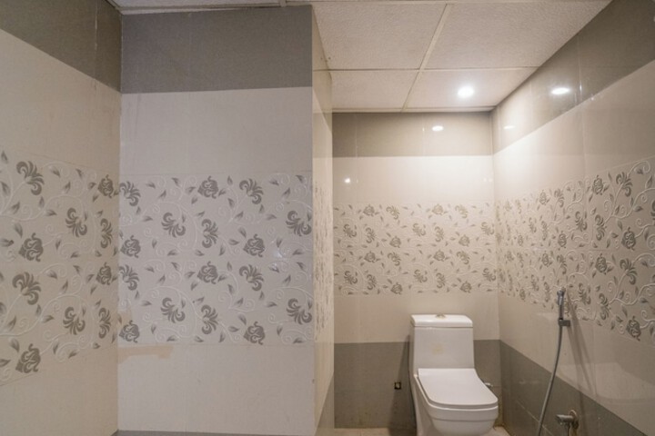 Room 44 of 64