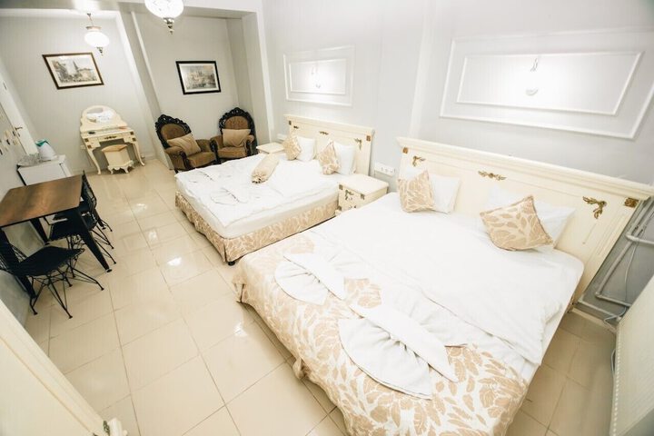 Room 11 of 45