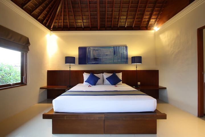 Room 16 of 113