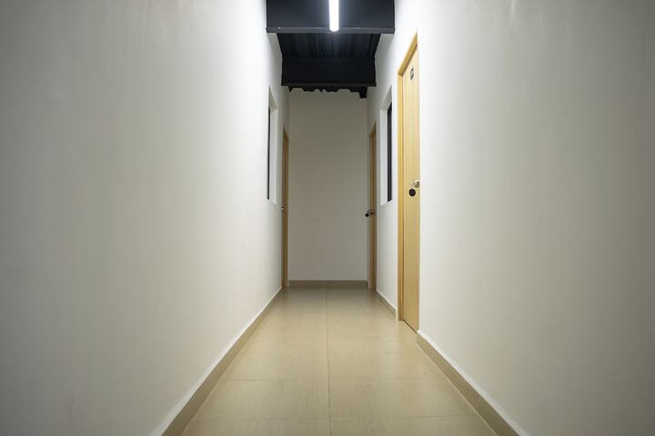 Ballroom/Hall 72 of 72
