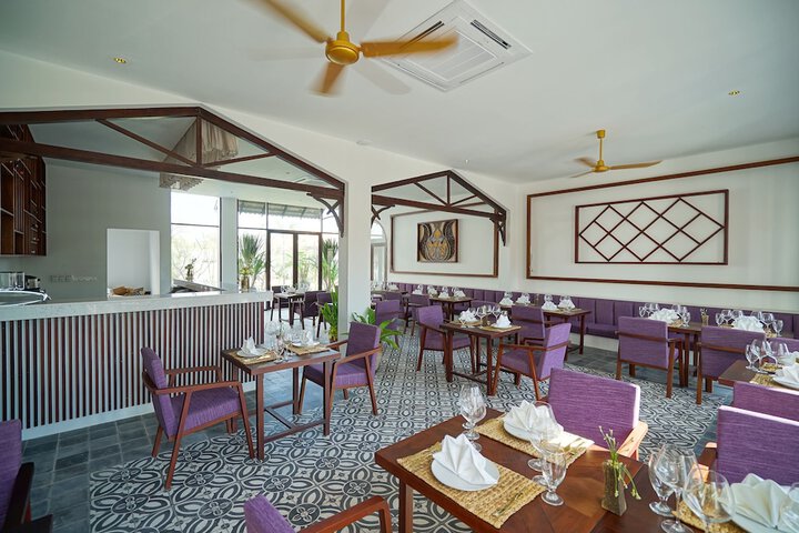 Hotel Interior 91 of 107