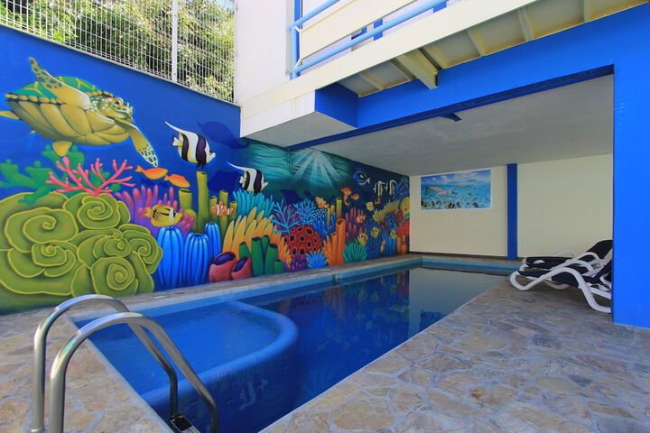 Pool 7 of 11