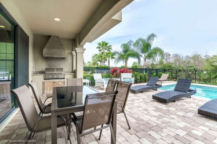 Terrace/Patio 23 of 36