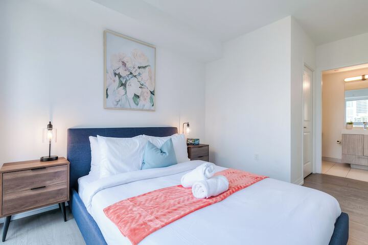 Room 14 of 340