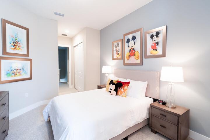Room 14 of 44
