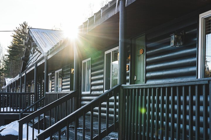 Wolfjaw Lodge in Wilmington, NY