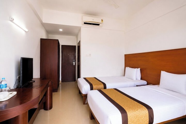 Room 6 of 7