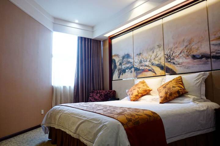 Room 8 of 21