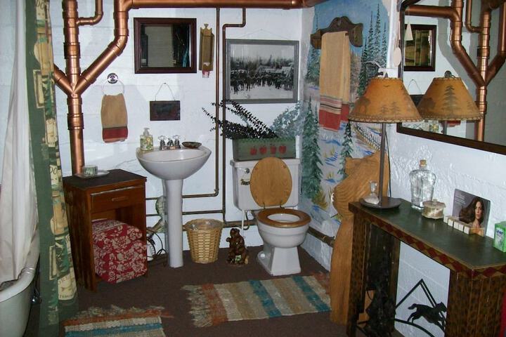 Room 15 of 40