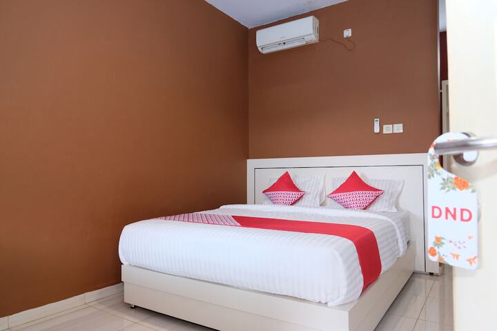 Photo of Hotel O Mars Kost Syariah