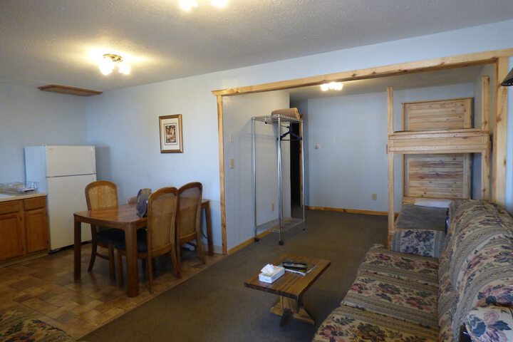 Room 34 of 39
