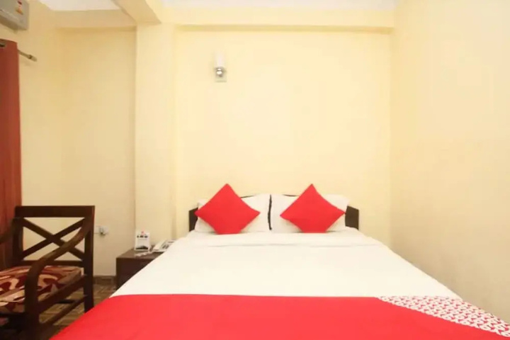 Room 2 of 11