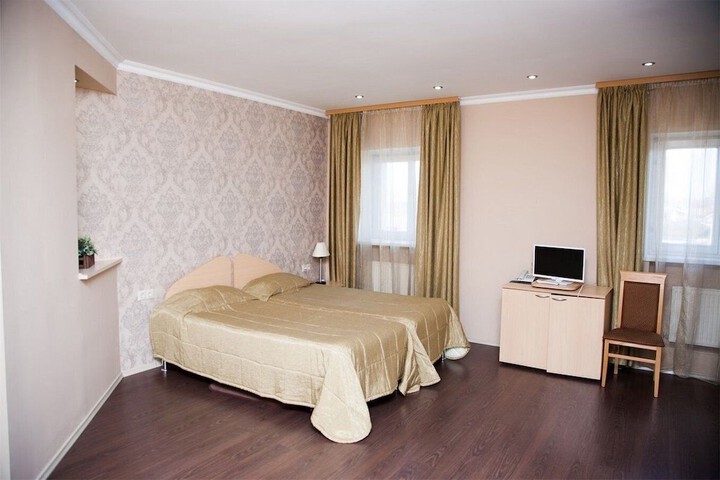 Room 29 of 77