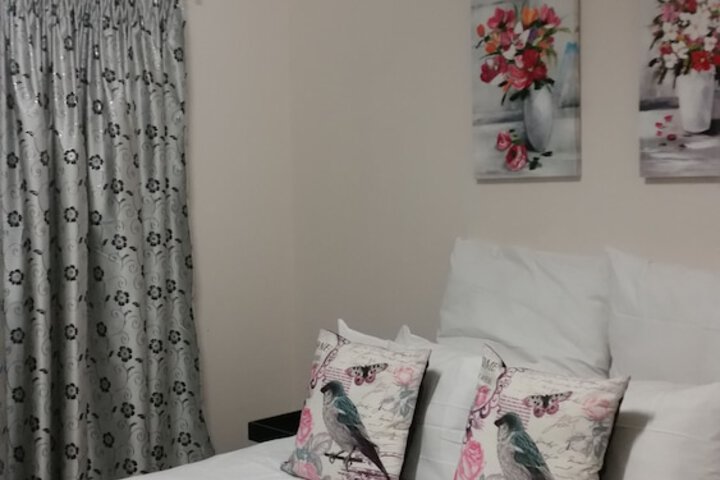 Room 2 of 52