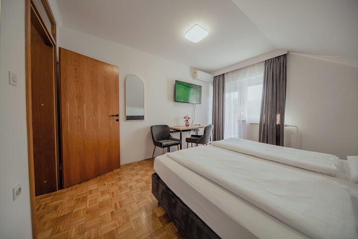 Room 26 of 51