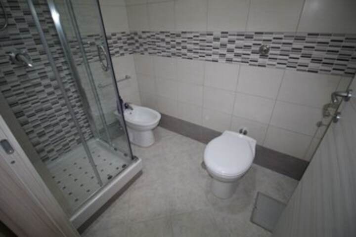 Room 2 of 26
