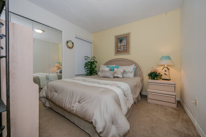 Room 4 of 22