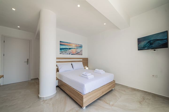 Room 14 of 20