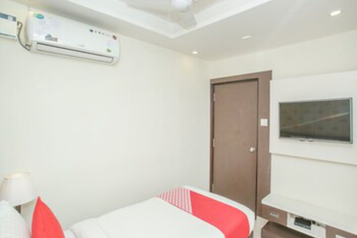 Room 28 of 31
