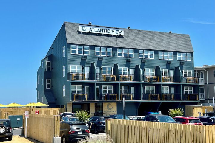 Hotel 58 of 74