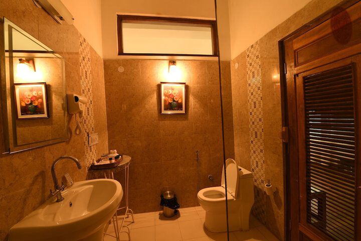 Room 19 of 36