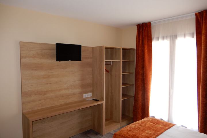 Room 15 of 21