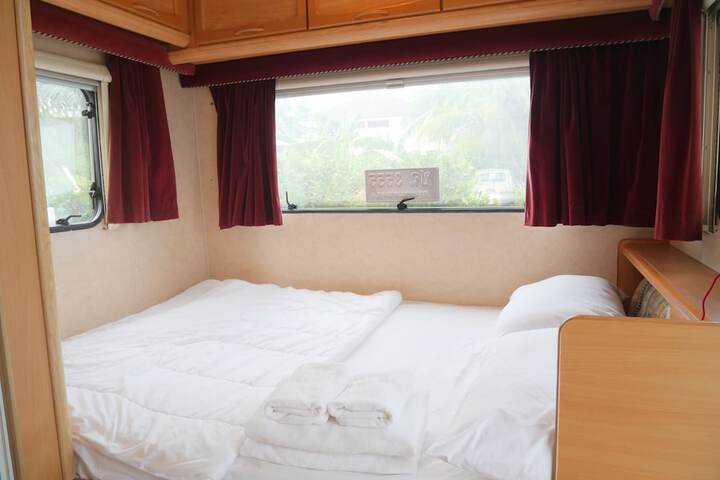 Room 14 of 48