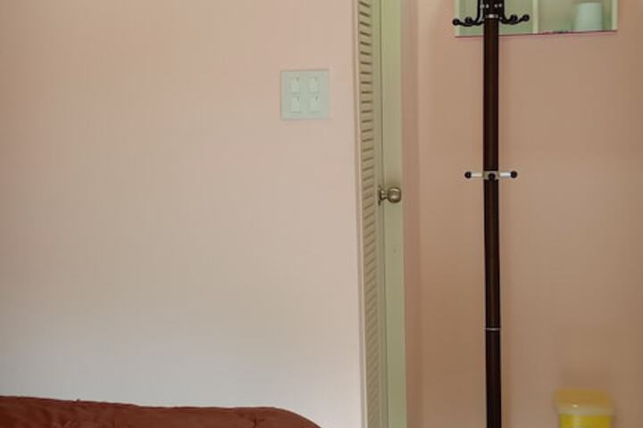 Room 7 of 29