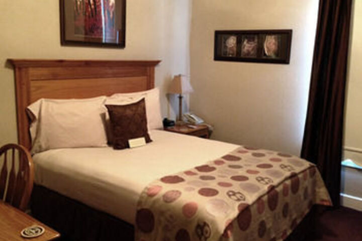 Room 21 of 41