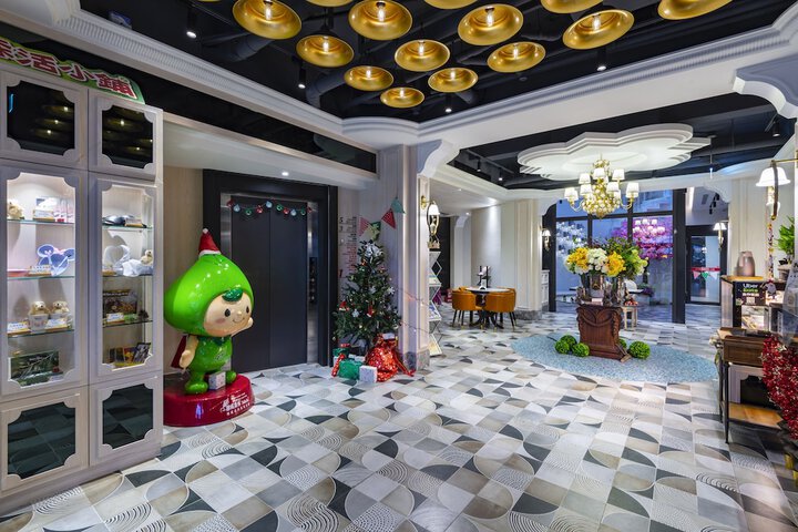Hotel Interior 3 of 47