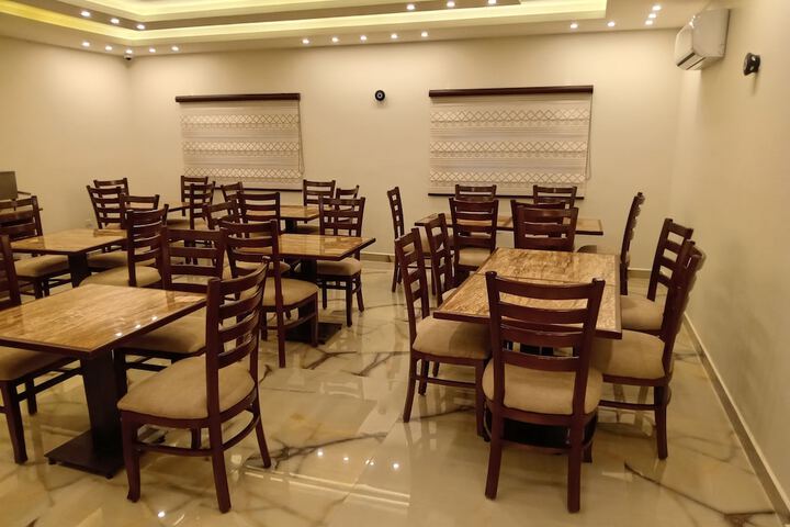 Dining 195 of 235