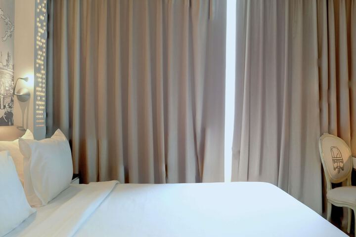 Room 32 of 161