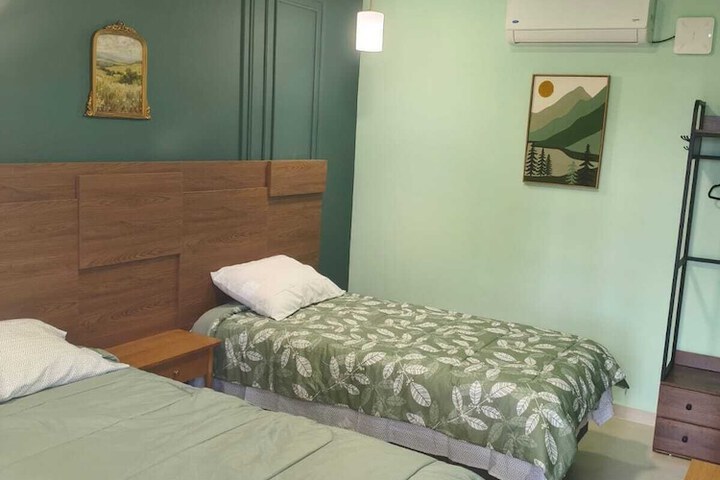 Room 5 of 24