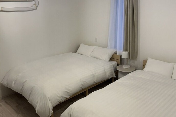 Room 38 of 65