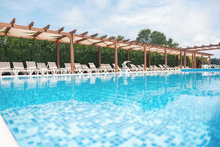 EMERALD Hotel