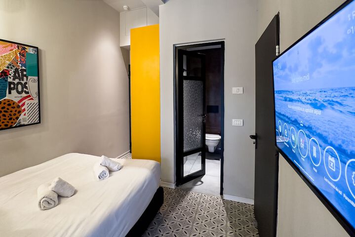 Room 16 of 57