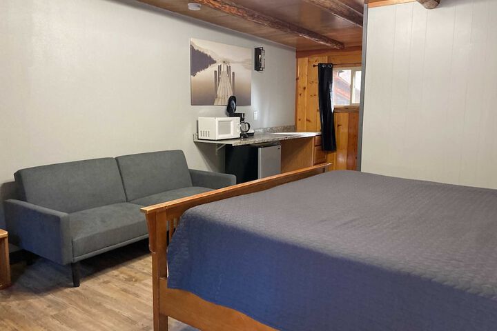 Room 22 of 53