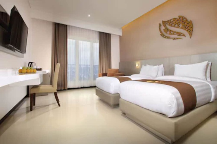 Room 7 of 37
