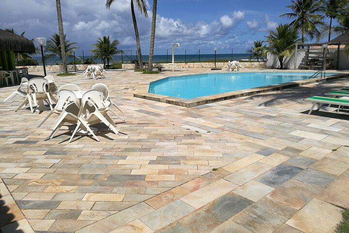 Pool 39 of 61