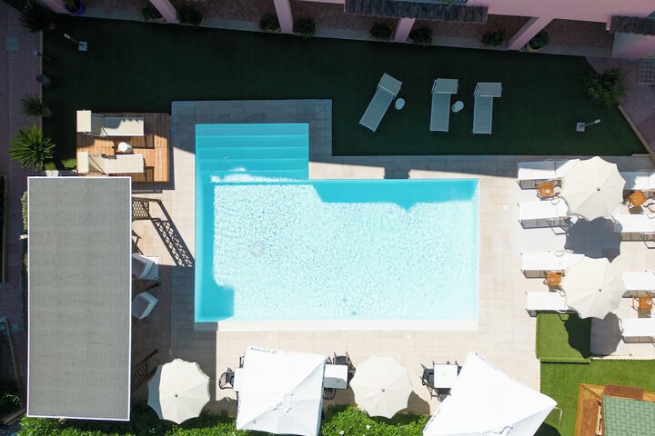 Hotel Exterior 44 of 49