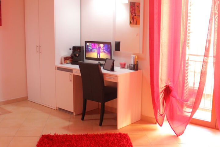 Room 17 of 36