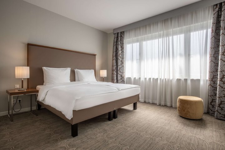 Room 20 of 90