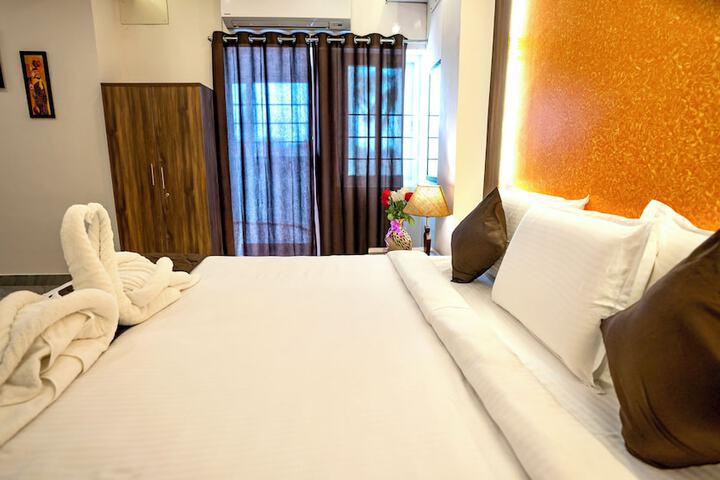 Room 12 of 31