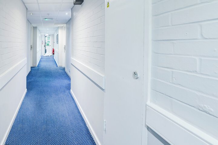 Ballroom/Hall 62 of 63