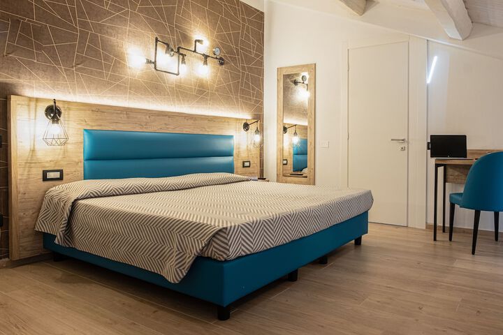 Room 14 of 44