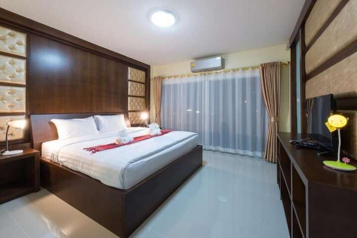 Room 8 of 56